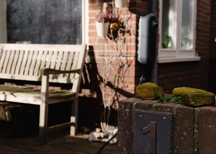 De Watertoren 度假居 赞德沃特